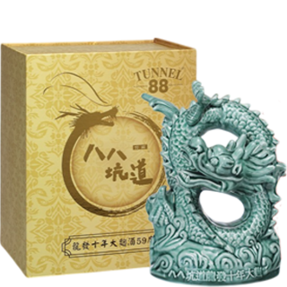 八八坑道龍發十年大麴酒 翡翠綠